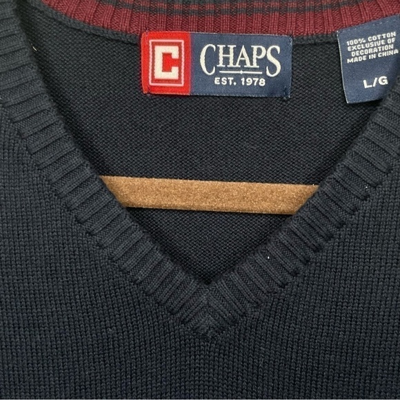 𝅺Chaps Navy Blue V-Neck Sweater Vest in Size Large - Picture 10 of 13